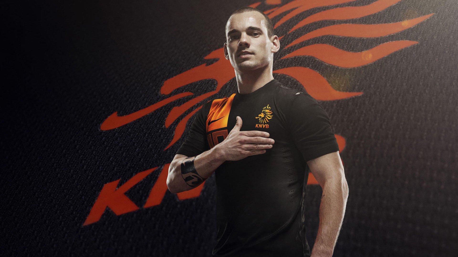 意媒曝米兰紧盯特罗萨德,转会博弈暗藏三大难题